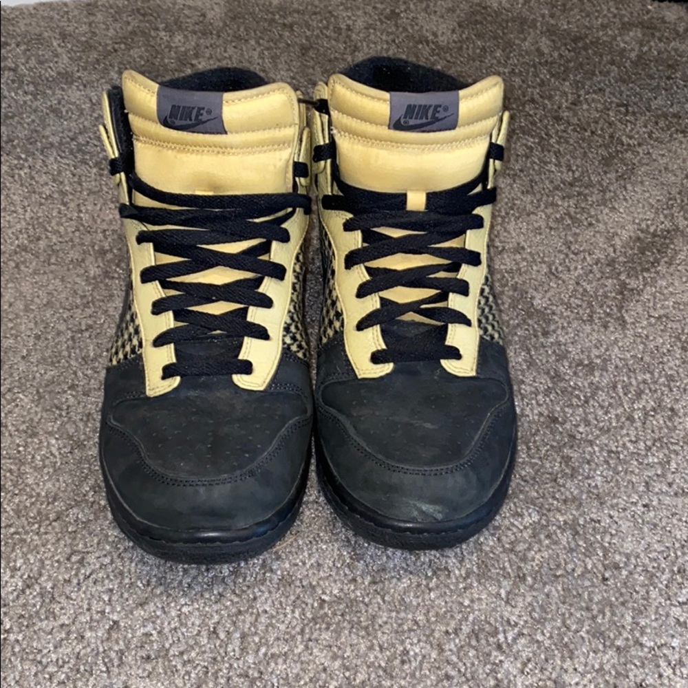 Nike men’s high top
